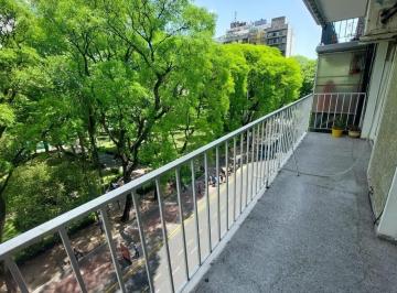 Departamento · 80m² · 4 Ambientes · Venta 4 Amb 3 Baños Floresta