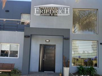 Casa de 5 ambientes, Moreno · Casa en Venta Haras Maria Victoria