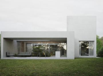 Casa · 255m² · 6 Ambientes · 2 Cocheras · Casa 4 Dorm - Vida Club de Campo