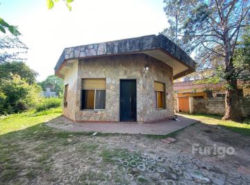 Casa · 64m² · 3 Ambientes · 1 Cochera · Casa en Pérez