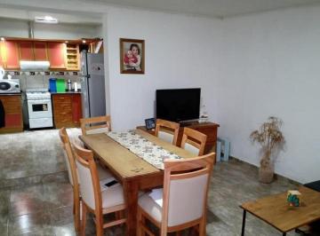 PH · 71m² · 3 Ambientes · PH en Venta - 2 Dorm. 1 Baño - 80 m² Totales - Saladillo