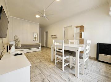 Departamento · 40m² · 2 Ambientes · Departamento 2 Ambientes con Patio y Parrilla Zona Cercana a Paseo Aldrey / Guemes