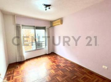 Departamento · 50m² · 6 Ambientes · Venta, Centro, a Pasos de La Imm, 2 Dorm., Al Frente, Restan Cuotas a Anv