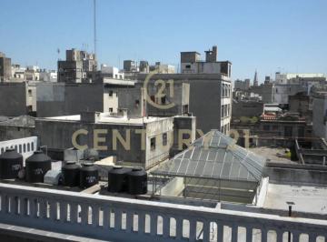 Departamento · 80m² · 3 Dormitorios · Venta con Renta! Triplex Ciudad Vieja - 3Dorm.,2 Baños - 2do Piso