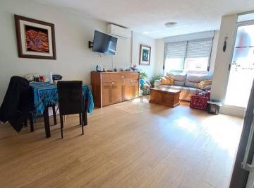 Departamento · 61m² · 3 Dormitorios · Inversion Venta con Renta $29.900,3d. Cochera Exclusiva. a Pasos de Av Agraciada
