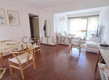 Departamento · 65m² · 4 Ambientes · Venta Apartamento,3d, Frente, Amplia Cocina, Iluminado, Acepta Banco, Canelones