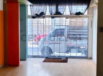Oficina comercial · 33m² · 2 Ambientes · Alquiler Ciudad Vieja, Para Oficina, Consultorio o Local Comercial, Al Frente
