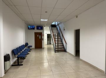 Consultorio · 420m² · 23 Ambientes · Alquiler Edificio de Oficinas/consultorios en Rosario