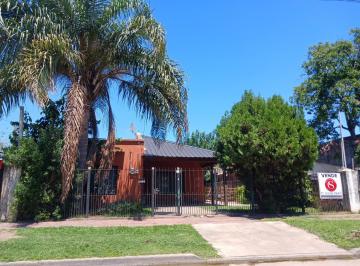 Casa · 150m² · 3 Ambientes · Casa en Venta y Alquiler con Amplio Jardín