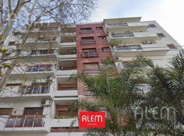 Departamento · 123m² · 4 Ambientes · 1 Cochera · Departamento en Venta en Lomas de Zamora Oeste | 3 Dorm.