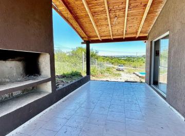 Casa · 125m² · 3 Ambientes · 2 Cocheras · Casa en Venta 2 Dorm., Pileta, Cochera. B° Villa Santa Cruz del Lago Carlos Paz