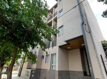 Departamento de 3 ambientes, Córdoba · Se Vende Departamento un Dormitorio Apto Credito! General Deheza 940