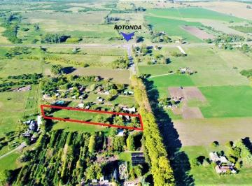 Quinta vacacional · 500m² · 11 Ambientes · 1 Cochera · Venta - Chacra - Carmelo