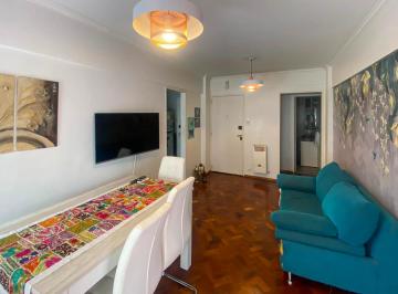 Departamento · 69m² · 3 Ambientes · Departamento de 1/2 Dorm. con Balcón Al Frente Norte
