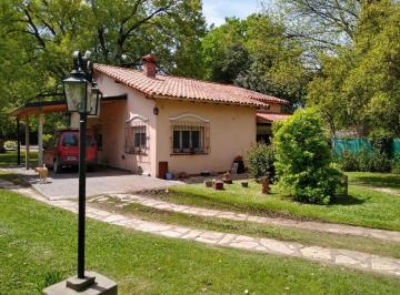 Quinta vacacional de 7 ambientes, Moreno · ¡Oportunidad Única en La Reja, Moreno! Quinta con Dos Viviendas y Pileta.