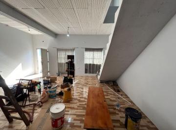 Casa · 180m² · 5 Ambientes · Venta Casa 5 Ambientes Villa Celina Barrio Vicente Lopez