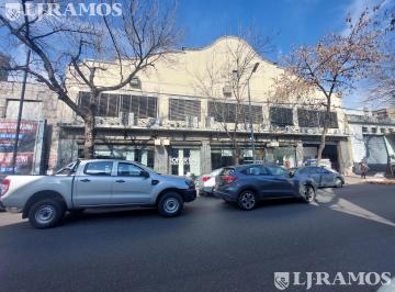 Local comercial · 3000m² · Local en Caballito