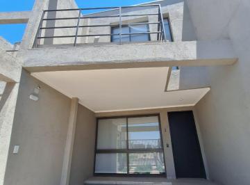 Departamento de 3 ambientes, Carrodilla · Hermoso Duplex en Barrio Semi Privado
