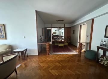 Departamento de 5 ambientes, Palermo · Departamento de 5 Ambientes con Dependencia y Cochera.