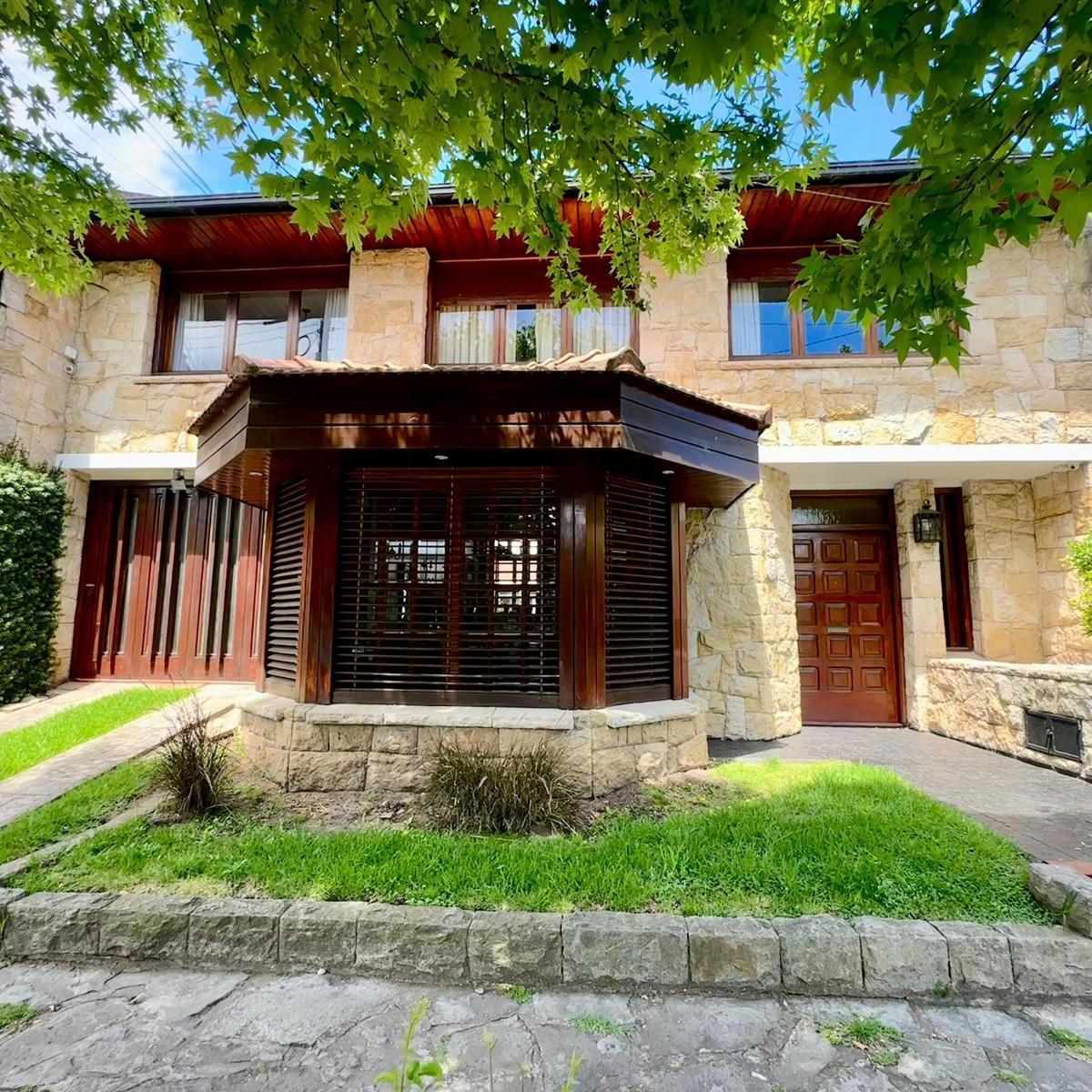 Chalet 6 Ambientes con Quincho y Parrilla - Mendoza al 3300