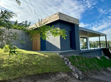 Casa de 5 ambientes, La Calera · Casa en Venta en La Deseada con Vista