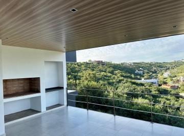 Casa de 5 ambientes, La Calera · Casa en Venta en La Deseada con Vista