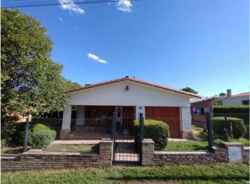 Casa de 5 ambientes, La Falda · Casa en La Falda Bª Dominador con Gas Natural