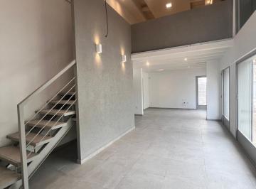 Local comercial de 3 ambientes, Córdoba · Alquiler Local Sobre Importante Av de Barrio Parque Vélez Sarsfield.