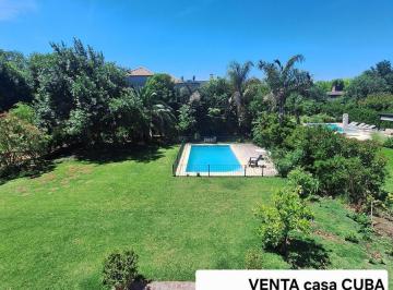 Casa · 9000000ha · 7 Ambientes · 1 Cochera · Casa a La Venta en Cuba Fatima. Whapp