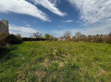 Terreno · 837m² · Lote 837 m² - Coronel Suarez y Av del Rosario - Funes Town | Venta