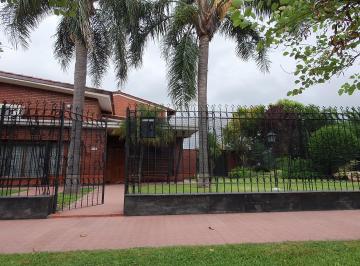 Casa de 7 ambientes, Córdoba · Importante Propiedad Apta Funcionamiento Empresa