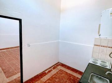 Departamento · 30m² · 3 Ambientes · Alquiler. Art m Bas y Av Pueyrredon. Monoambiente con Cocina Separada y Baño Completo. No Paga Expe
