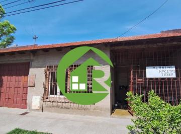 Casa de 4 ambientes, Bahía Blanca · Barrio Pacifico Casa en Venta 2 D 1 B Amplio Garaje