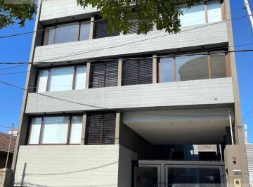 Departamento · 50m² · 2 Ambientes · Departamento en Rivadavia Al 1200, Entre Mozotegui y Antártida Argentina