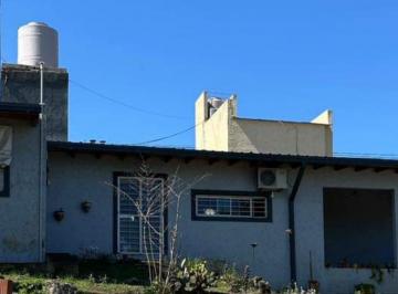 Casa · 70m² · 3 Ambientes · 1 Cochera · Casa en Venta Amoblada con Pileta Santa Cruz del Lago