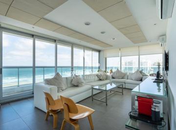 Foto1 · Alquila Departamento en Brava, Punta del Este de 4 Dorm..