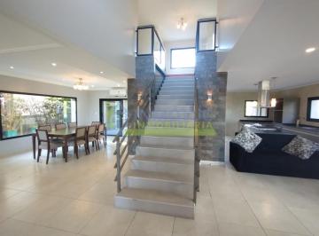 Casa · 276m² · 13 Ambientes · Casa Premium en Country La Arboleda - Moderna 3 Dorm. 5 Baños Piscina. Apta Credito