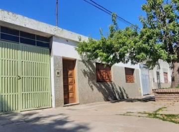 Casa de 4 ambientes, Ciudad de Santa Fe · Vendo Casa en Santa Fe Z/ Hospital de Niños