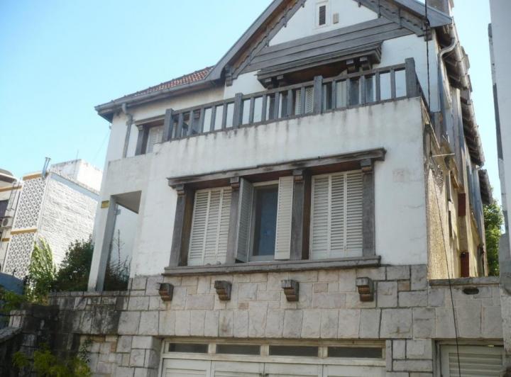 Terreno · 880m²