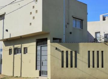 PH · 87m² · 3 Ambientes · PH en Los Hornos