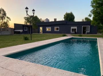 Quinta vacacional de 2 ambientes, Florencio Varela · Casa - Quinta en Florencio Varela, Barrio La Capilla