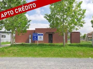 Casa · 77m² · 3 Ambientes · 1 Cochera · Venta Casa 3 Amb con Jardin, Galeria a Estrenar! Barrio Eco Charcas Escobar - Apto Credito