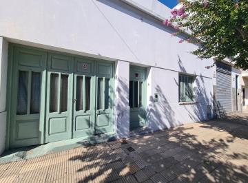 Casa · 112m² · 3 Ambientes · 1 Cochera · Casa en Venta | Centro de Lujan