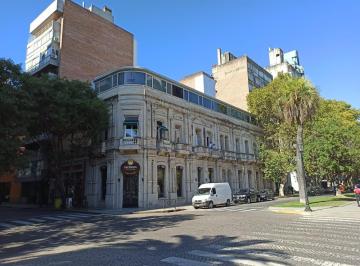 Oficina comercial · 58m² · 2 Ambientes · Inmueble de Diseño y Estilo.