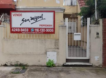 PH · 50m² · 2 Ambientes · PH en Lanús Este