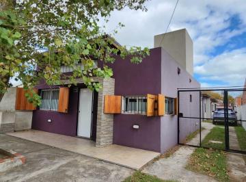 Casa · 54m² · 3 Ambientes · 2 Cocheras · Casa en Venta en Santa Teresita