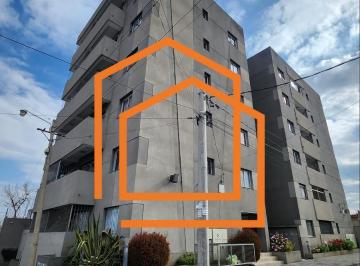 Departamento · 63m² · 5 Ambientes · 1 Cochera · Departamento en Capital