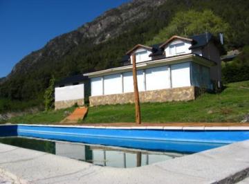 Casa · 220m² · 3 Dormitorios · Casa - El Hoyo
