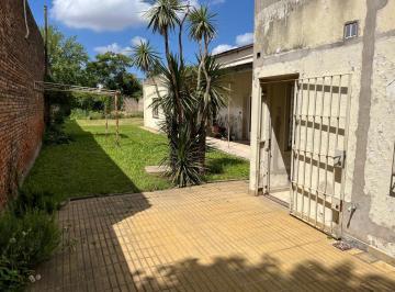 Casa · 731m² · 5 Ambientes · 2 Cocheras · Casa en Excelente Ubicacion Sobre Lote de 13 X 56!