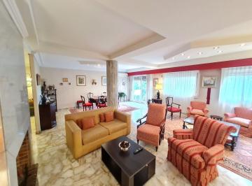 Departamento · 198m² · 5 Ambientes · 1 Cochera · Departamento 5 Amb Venta Almagro Norte Cochera